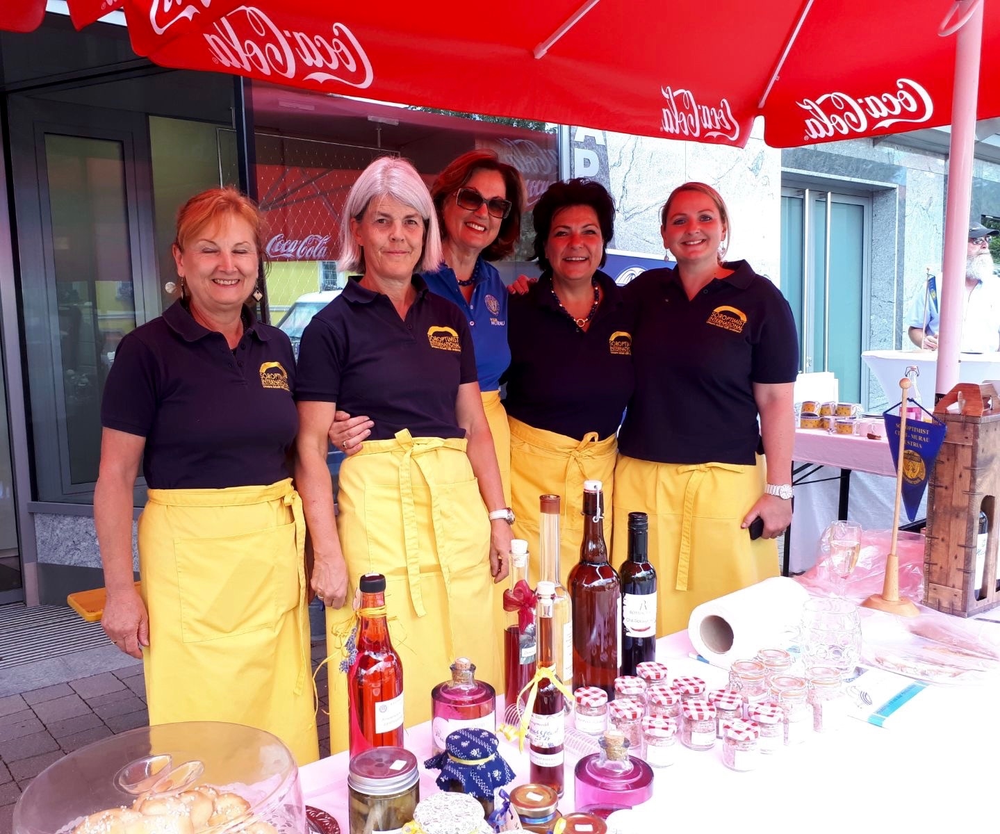 Köstlichkeiten aus soroptimistischer Hand für den guten Zweck