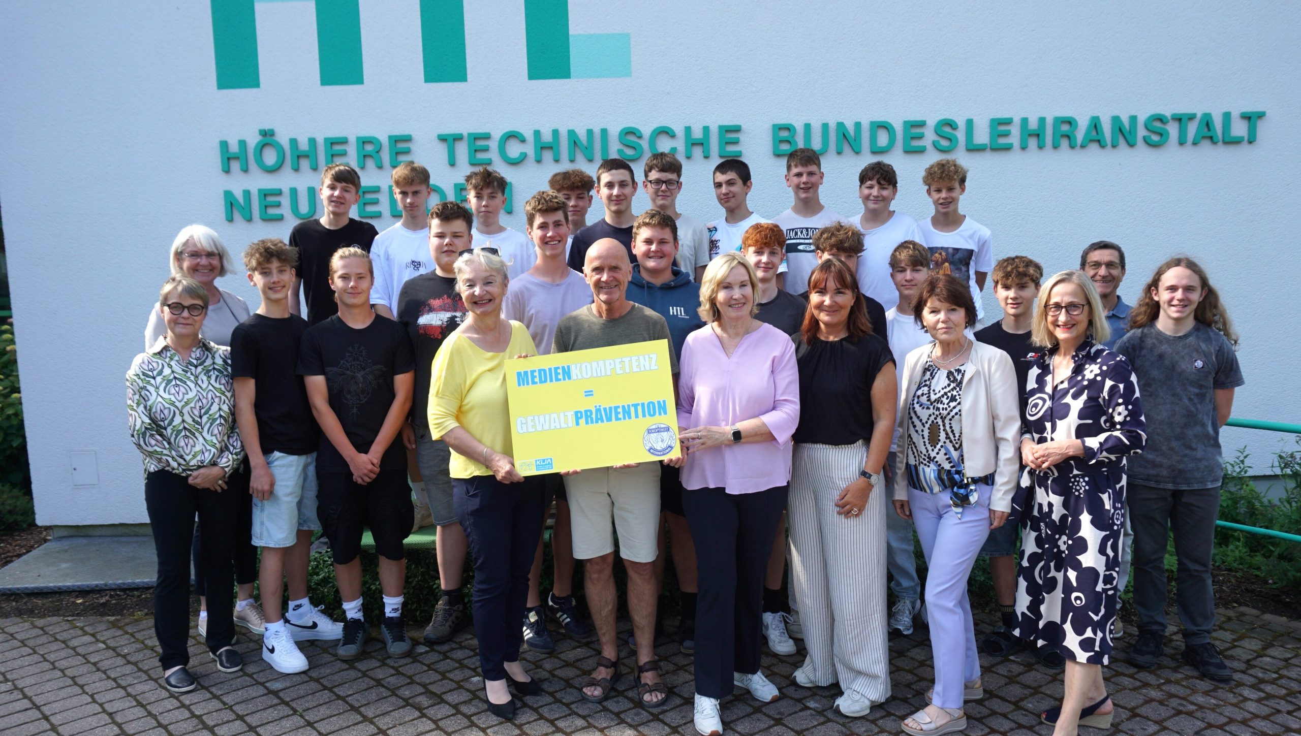 Workshops in Rohrbacher Schulen: 350 Jugendliche sind sicher in der realen und digitalen Welt