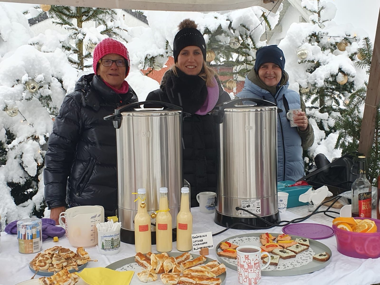 Punsch Stand für den guten Zweck
