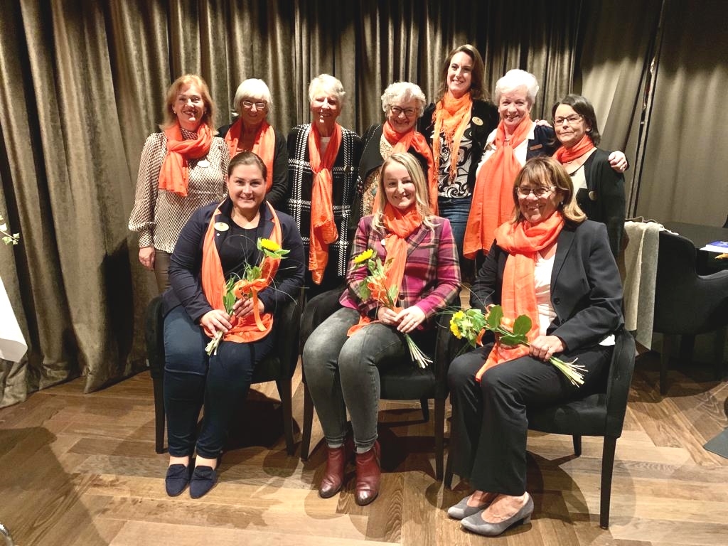 Neuaufnahme von drei Clubschwestern